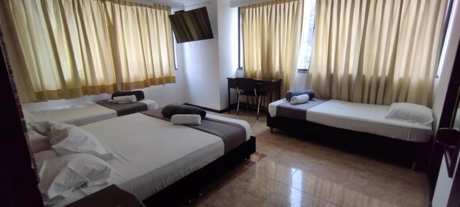 Hotel Windsor Plaza - Downtown 卡利 外观 照片
